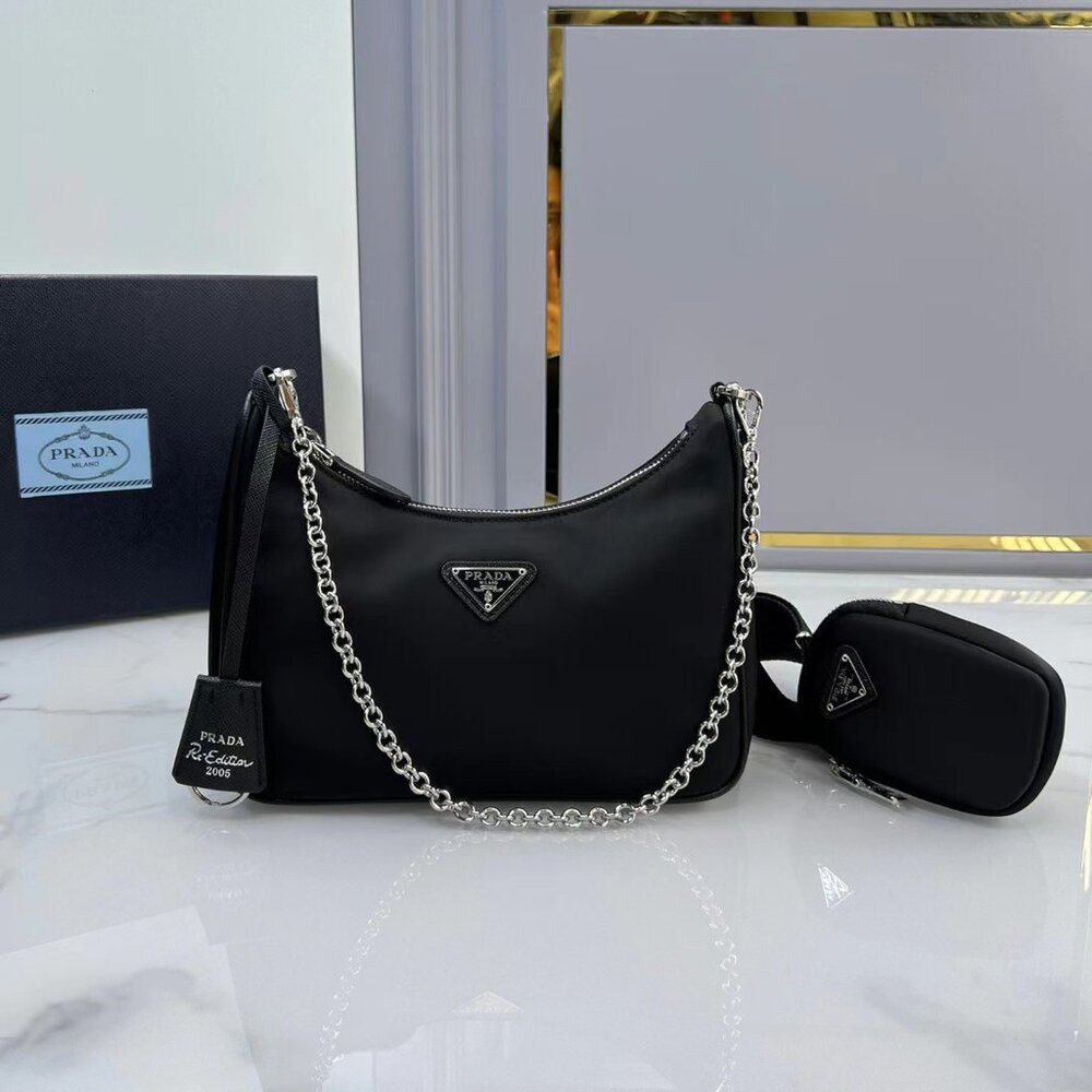🥃🥃Prada Re-Edition 2005 Re-Nylon mini bag
